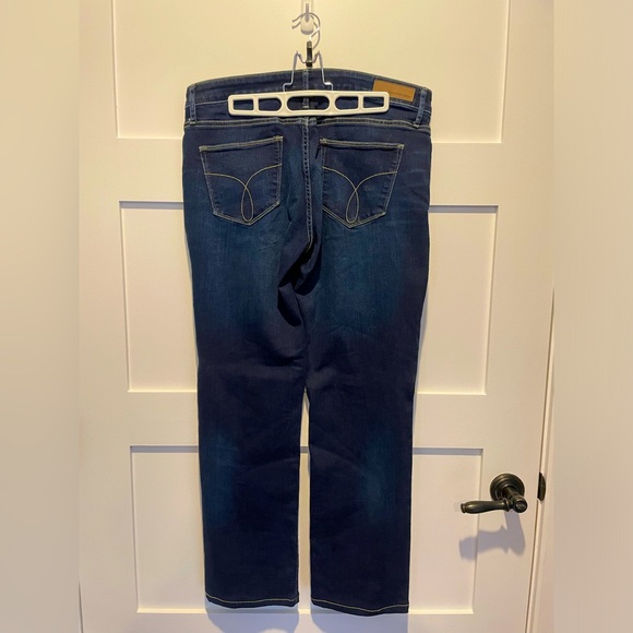 Calvin Klein boot cut jeans, size 31x32 dark wash, like new - Picture 4 of 10